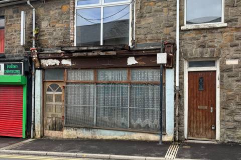 Property for auction in Mid Glamorgan
