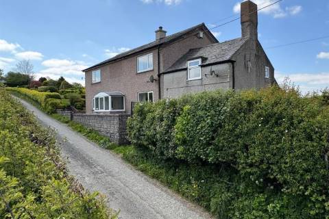 Property for auction in Clwyd