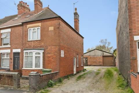 Property for auction in Warwickshire