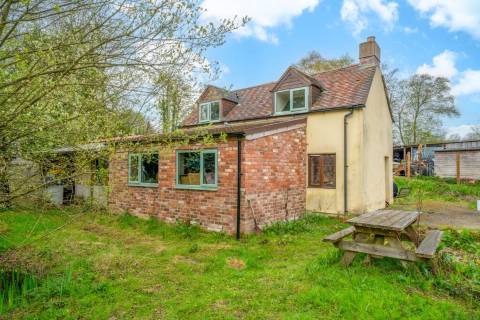 Property for auction in Worcestershire