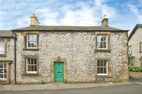 Property for auction in Derbyshire