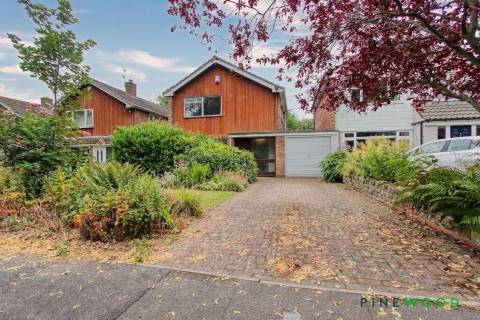 Property for auction in Derbyshire