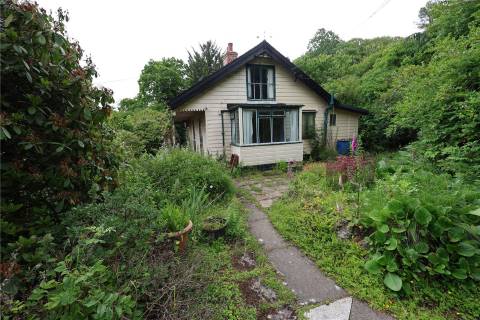 Property for auction in Worcestershire