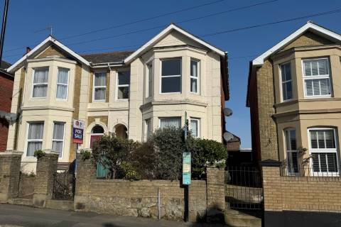 Property for auction in Isle of Wight