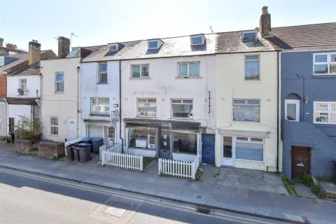 Property for auction in Kent