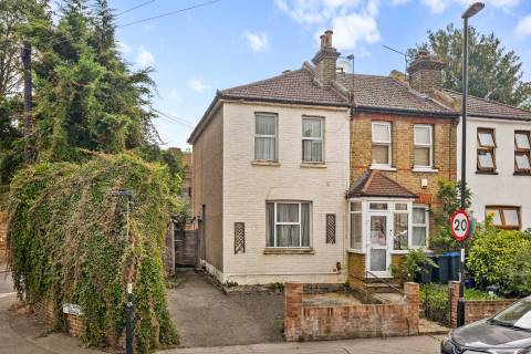 Property for auction in Surrey
