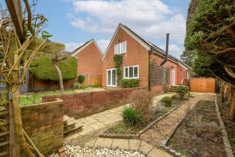 Property for auction in Buckinghamshire