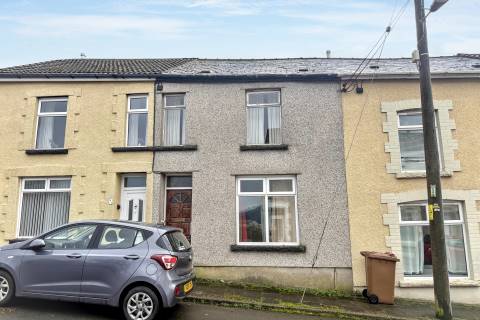 Property for auction in Mid Glamorgan