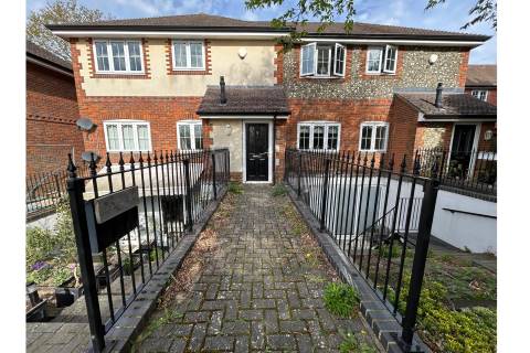 Property for auction in Berkshire