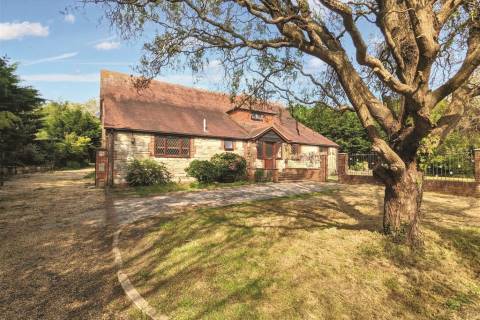 Property for auction in Isle of Wight