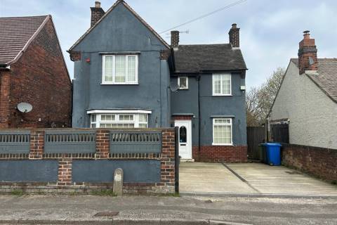 Property for auction in Derbyshire