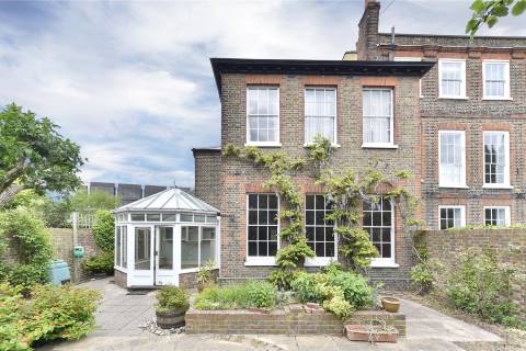 Property for auction in London