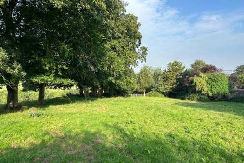 Property for auction in Avon