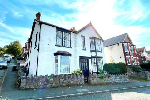 Property for auction in Clwyd