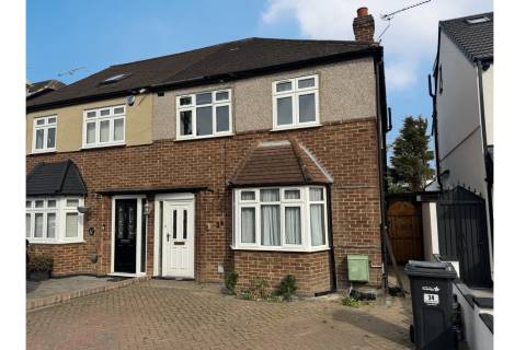 Property for auction in Essex