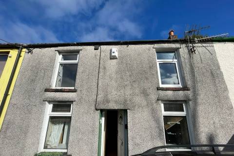 Property for auction in Mid Glamorgan