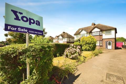 Property for auction in Kent