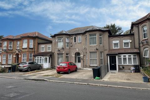 Property for auction in Essex