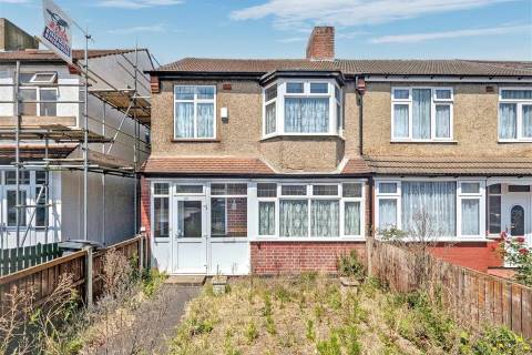 Property for auction in Surrey