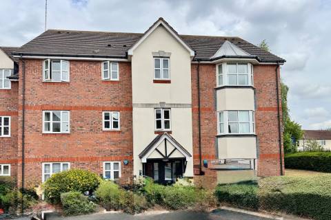 Property for auction in Warwickshire