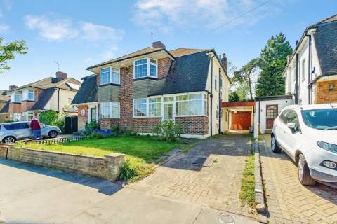 Property for auction in Surrey