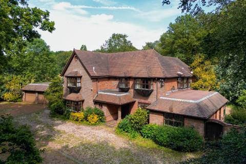 Property for auction in West Midlands