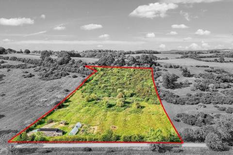 Property for auction in Warwickshire