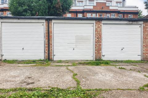 Property for auction in London