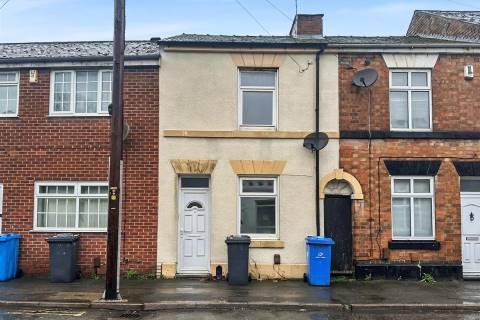 Property for auction in Derbyshire