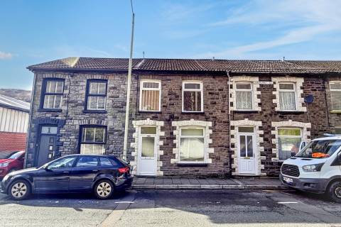 Property for auction in Mid Glamorgan