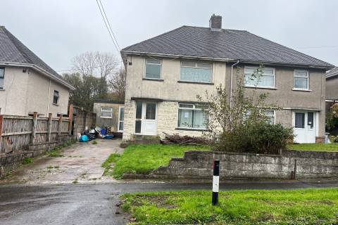 Property for auction in Mid Glamorgan