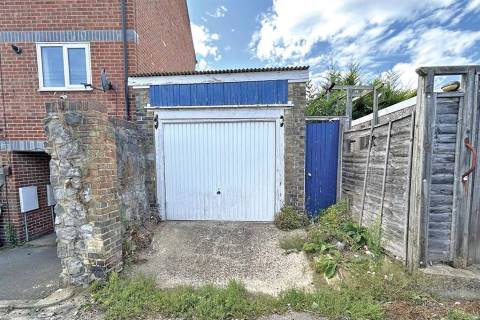 Property for auction in Kent