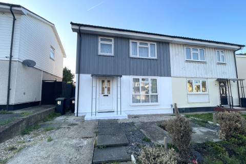 Property for auction in Essex