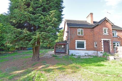 Property for auction in Worcestershire