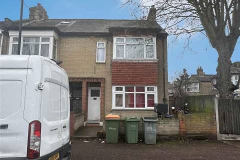 Property for auction in London