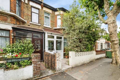 Property for auction in London