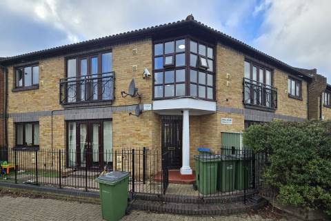 Property for auction in London