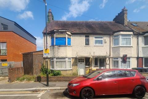 Property for auction in Surrey