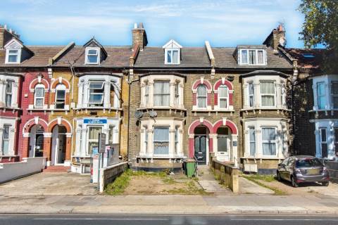 Property for auction in London