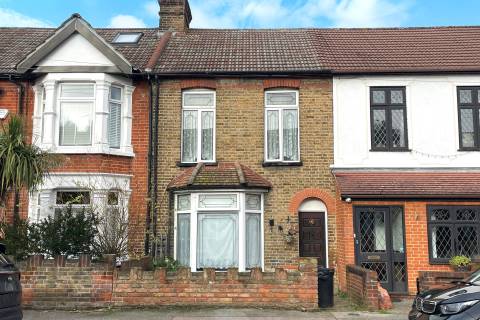 Property for auction in Essex