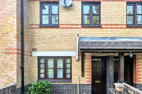 Property for auction in Essex