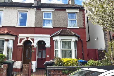 Property for auction in Surrey