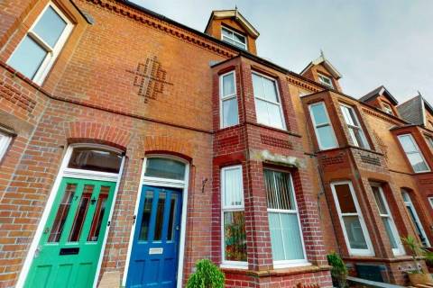 Property for auction in Gwynedd