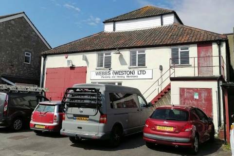 Property for auction in Avon