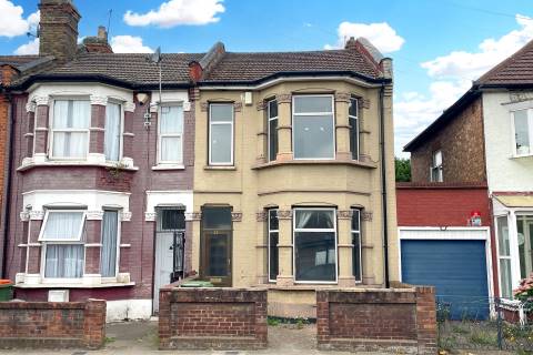 Property for auction in London