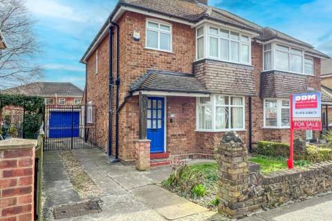 Property for auction in North Lincolnshire
