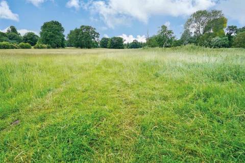 Property for auction in West Midlands