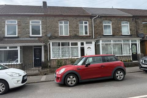 Property for auction in Mid Glamorgan