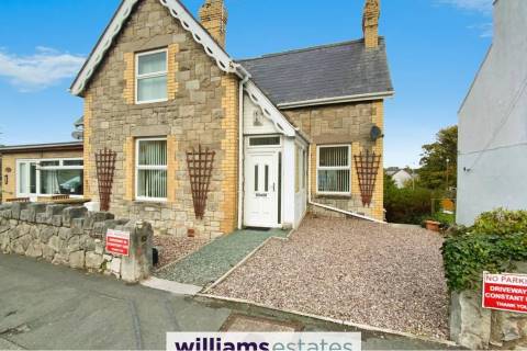 Property for auction in Clwyd