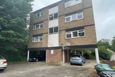 Property for auction in Bedfordshire